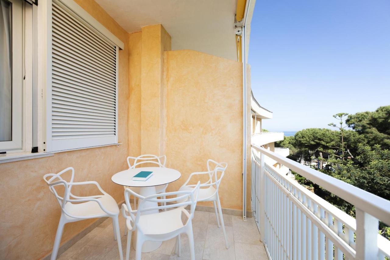 Tirreno Resort 卡拉·利贝罗托 外观 照片